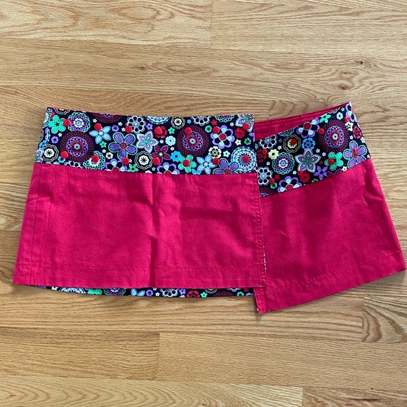Sweet Spot NWOT 2-in-1Reversible Wrap Skirt (OS) - Picture 11 of 11